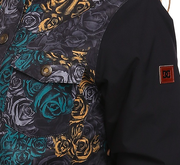 Snowboard woman's jacket DC Falcon camo